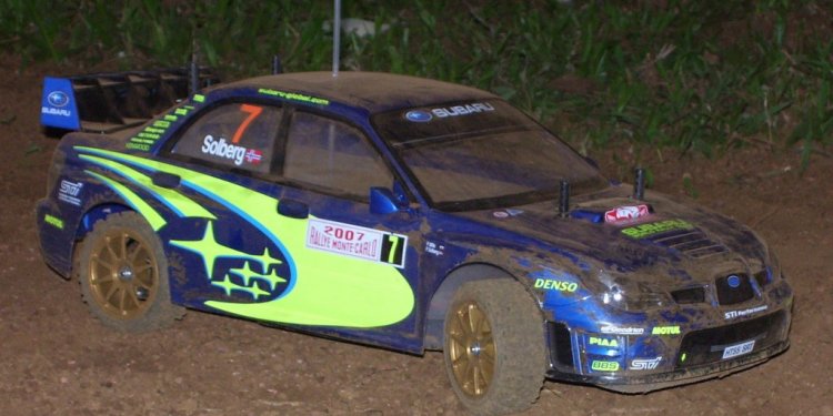 Tamiya_Subaru_Rally_RC_Car